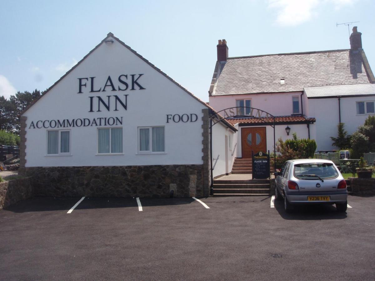 The Flask Inn Робин-Худс-Бей Экстерьер фото